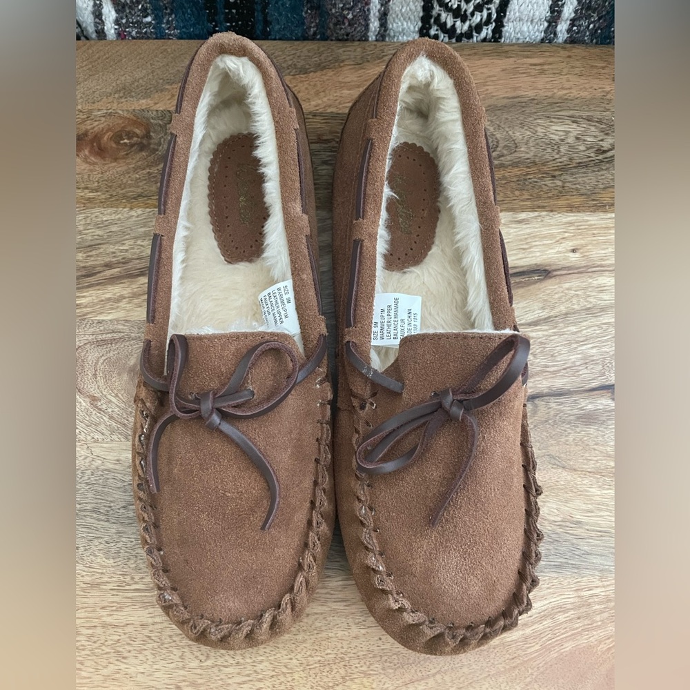NWOT NINE WEST WESTIES Warm Me Up women’s moccasins. Size 9M